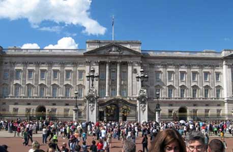 דיווח בבריטניה: הדוכסית פרגי קיבלה מבית המלוכה 3 מיליון ליש&quot;ט