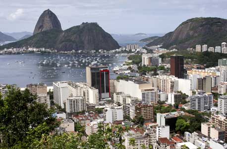 ברזיל מעלה את מכס המגן על סחורות אמריקאיות