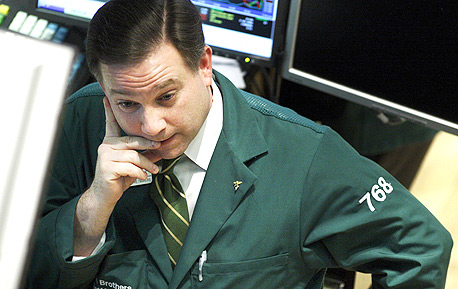 נעילה שלילית בבורסות ניו יורק; מניית בנק אוף אמריקה צללה ב-4.6%