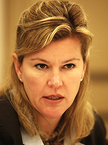 וויטני. "מאות מיליארדים יימחקו" וויטני. "מאות מיליארדים יימחקו"