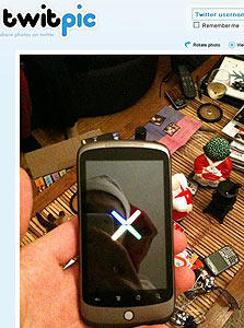 התמונה הראשונה של נקסוס 1 שדלפה לרשת, צילום מסך: twitpic.com