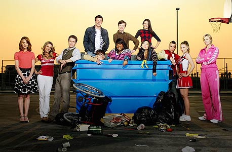 Glee. הפכה ללהיט מיידי Glee. הפכה ללהיט מיידי