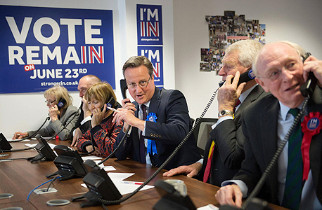 ראש ממשלת בריטניה דייוויד קמרון מגייס תומכים להישארות באיחוד האירופי