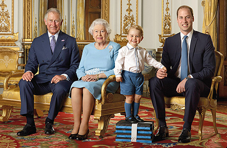 המלכה בת 90 והיא רוצה עוד לייקים, צילום: גטי אימג
