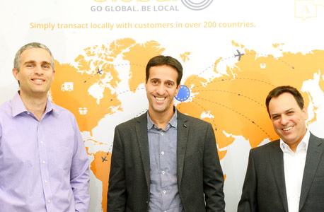 מייסדי Global-e, מימין: שחר תמרי, ניר דבי ואמיר שלכט 
