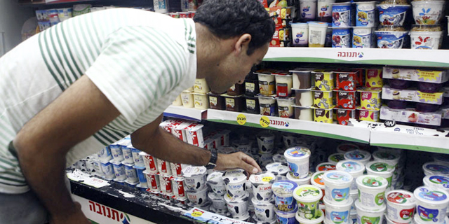 הצרכנים הישראלים נעשו נבונים יותר? 50.2% משווים מוצרים לפי תכולת ומחיר
