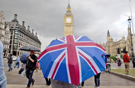 לונדון אתמול הצבעה גם נגד המומחים בריטניה ברקזיט, צילום: איי אף פי