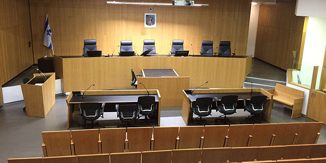 A court room in the Tel Aviv District Courthouse. Photo: Golan Friedenfeld 