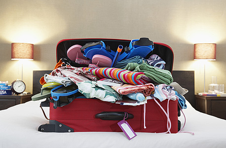 במזוודה מעמיסים מה שרוצים, צילום: שאטרסטוק