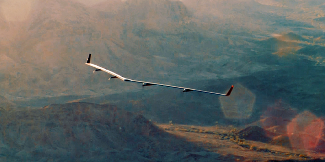 פייסבוק ממריאה: הושלמה טיסת המבחן הראשונה של המטוס הסולארי שלה