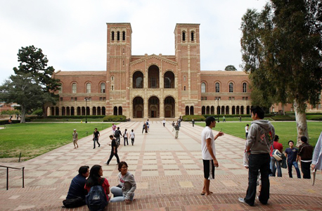 אוניברסיטת UCLA