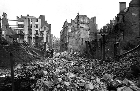 לונדון בעיצומו של הבליץ 1941
