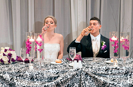 מתוך הסדרה חתונה ממבט ראשון מתוך הסדרה חתונה ממבט ראשון