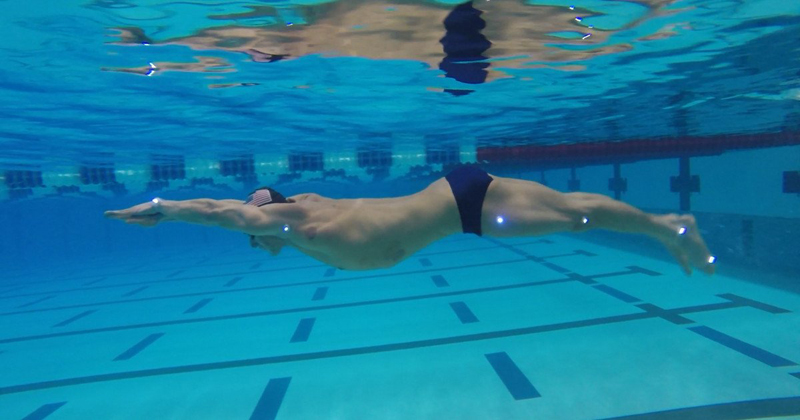 שחייה מתחת למים
