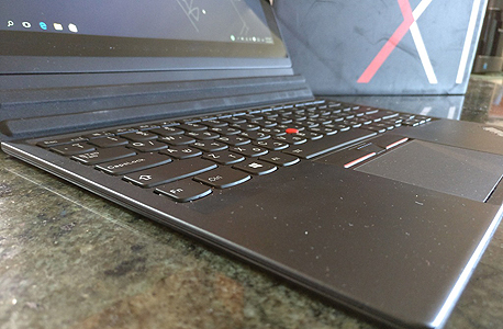 לנובו Lenovo ThinkPad X1, צילום: רפאל קאהאן