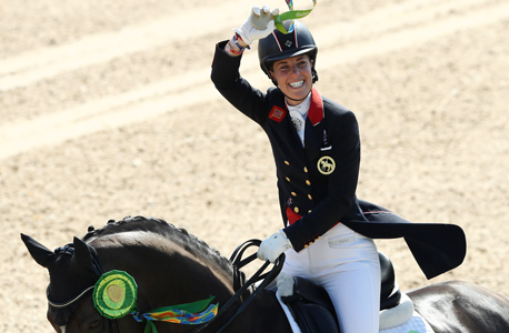 שרלוט דוג'ארדין רוכבת סוסים בריטית זכתה במדליית זהב ב אולימפיאדת ריו אולימפיאדה, צילום: איי פי