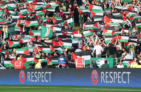 אוהדי סלטיק והדגלים הפלסטינים. פרובוקציה