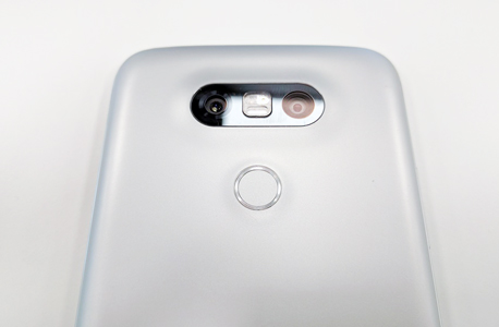 LG G5 SE סמארטפון 3, צילום: ראפל קאהאן