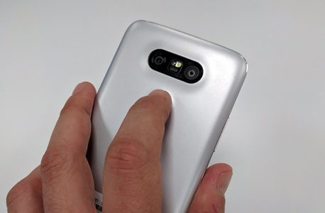 LG G5 SE סמארטפון 5, צילום: ראפל קאהאן