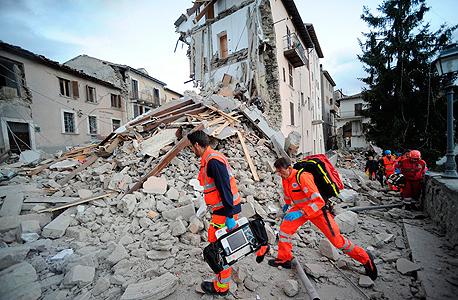 הריסות לאחר רעידת האדמה באיטליה בשבוע שעבר