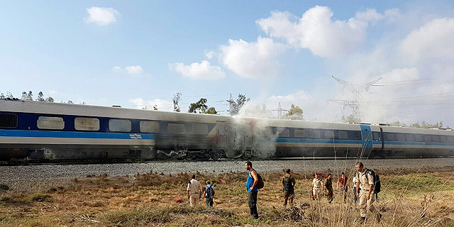 שריפה פרצה בקרון רכבת ישראל