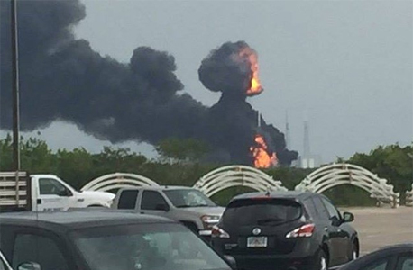 פיצוץ רקטת השיגור של Spacex ועליה הלוויין הישראלי עמוס 6