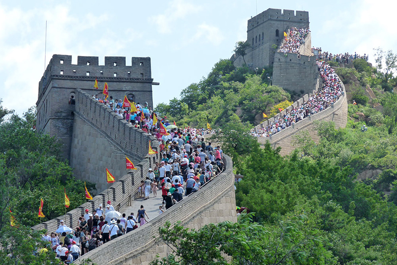 לא בדיוק לבד. קחו בחשבון עוד מיליארד סינים וכמה אלפי תיירים, צילום: bugbog / Jsporysz
