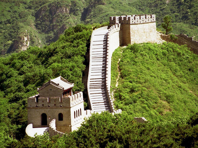 חומת סין. רק אתם והחומה העתיקה, נכון?