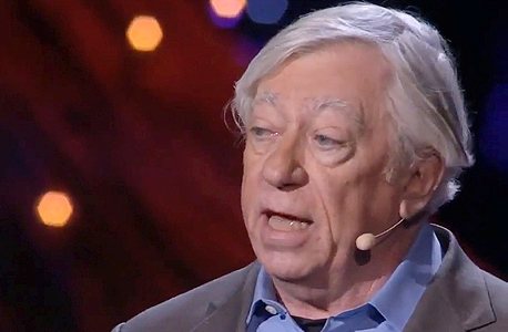 רוברט גורדון, מבכירי המאקרו־כלכלנים בארה"ב:"הממציאים לא איבדו את הברק, אבל המעבר מנשיאת מים בדלי למים זורמים יכול לקרות רק פעם אחת" רוברט גורדון, מבכירי המאקרו־כלכלנים בארה"ב:"הממציאים לא איבדו את הברק, אבל המעבר מנשיאת מים בדלי למים זורמים יכול לקרות רק פעם אחת"