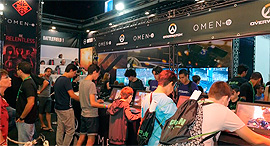 Kids at a gaming convention. Photo: Hila Spak