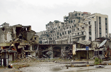 שכונה הרוסה בחומס. "בסוריה רואים את החלוקה הגיאו־פוליטית החדשה"