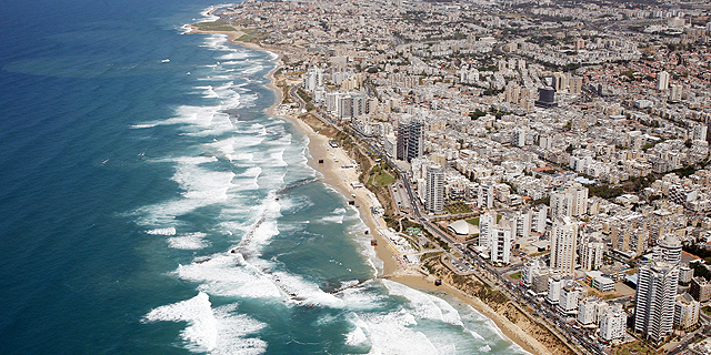 ועדה מיוחדת של משרד הפנים המליצה: לאחד את תל אביב ובת ים