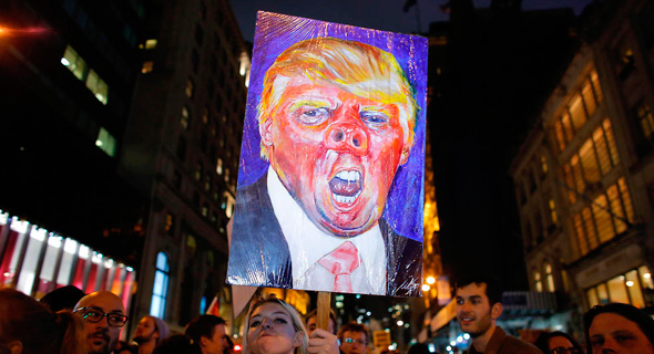 ההפגנה נגד טראמפ בשדרה החמישית בניו יורק, צילום: איי אף פי