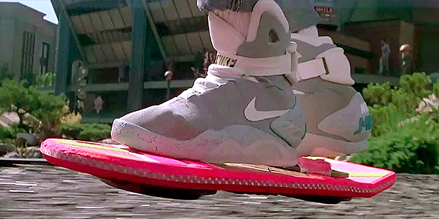 נעלים ללא שרוכים מהסרט "בחזרה לעתיד 2", צילום: universal pictures