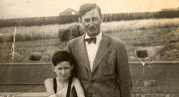 1945. יהודה ברוניצקי בן ה-12 עם אביו נפתלי דרוהוביץ', פולין