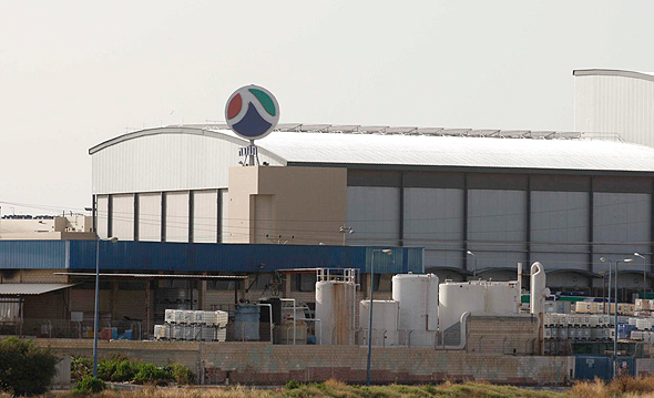 מפעל תנובה ב באר טוביה, צילום: גדי קבלו