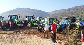 Tractors on an Israeli farm. Photo: PR