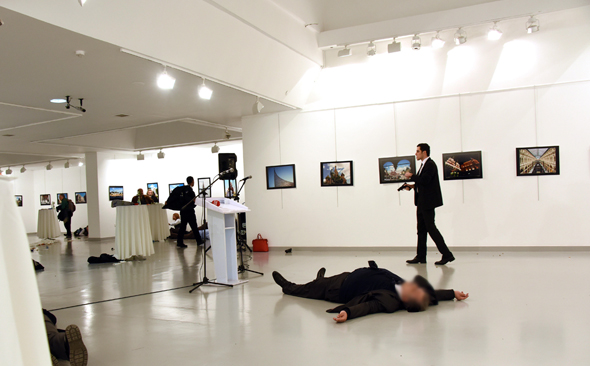 השגריר אחרי הירי, צילום: אם סי טי