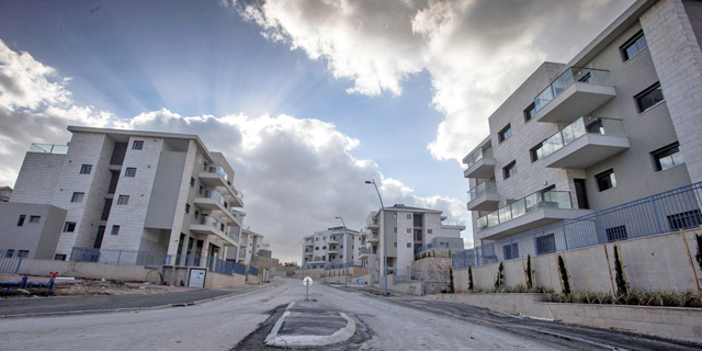 עיריית יקנעם ומשרד הבינוי חתמו על הסכם לבניית 1,800 דירות