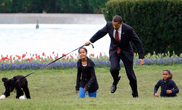 ברק אובמה ומשפחתו 2009, צילום: איי פי