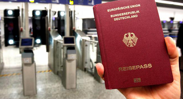 דרכון גרמני , צילום: גטי אימג