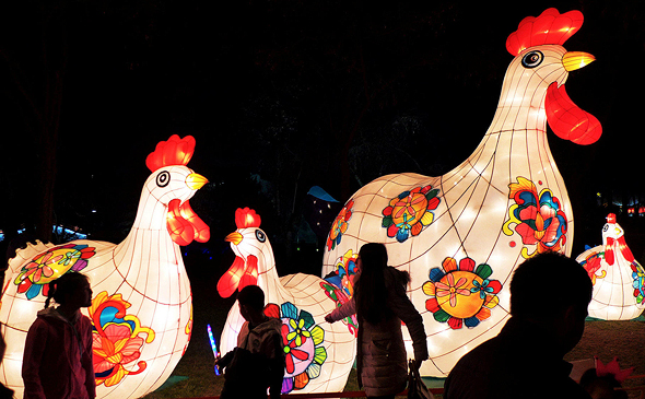 חגיגות שנת התרנגול בסין. עליות מחירים בוול מארט