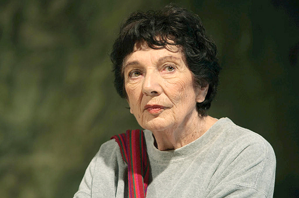 הבמאית נולה צ'לטון. בת 95