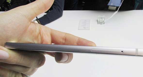 השקת טלפון סלולרי LG G6 תערוכת המובייל MWC ברצלונה 2, צילום: עומר כביר