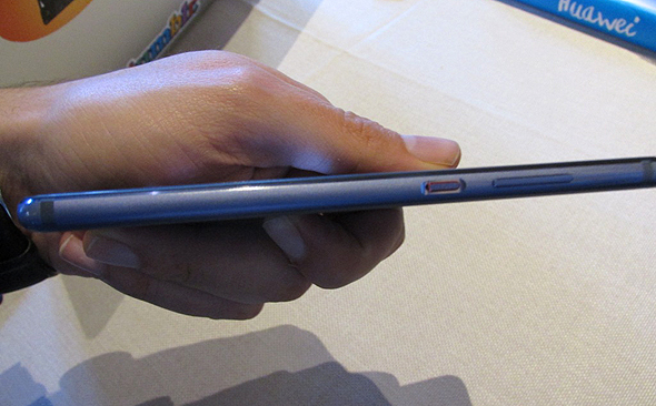 וואווי P10 סמארטפון תערוכת המובייל MWC ברצלונה 2, צילום: עומר כביר