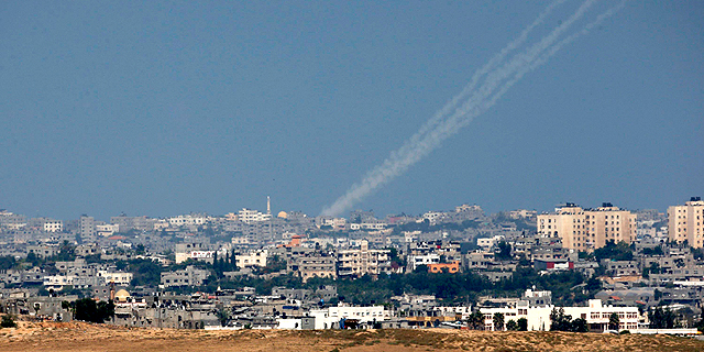 פצוע אנוש מפיצוץ רקטה בכביש באזור אשדוד