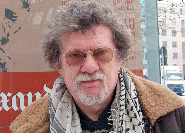 כריסטיאן בראד תומסן. במאי של סרטי עלילה ותעודה