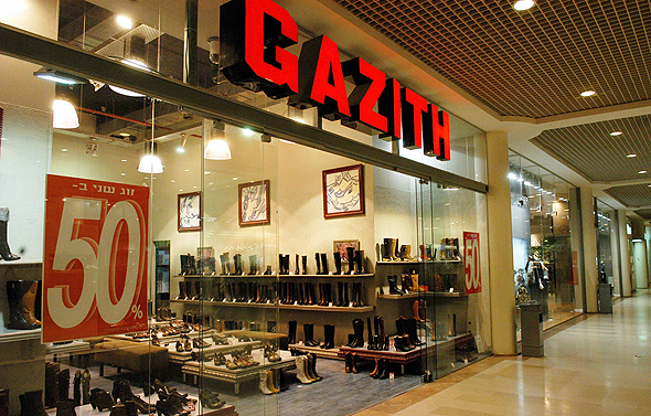 חנות של נעלי גזית בקניון רמת אביב