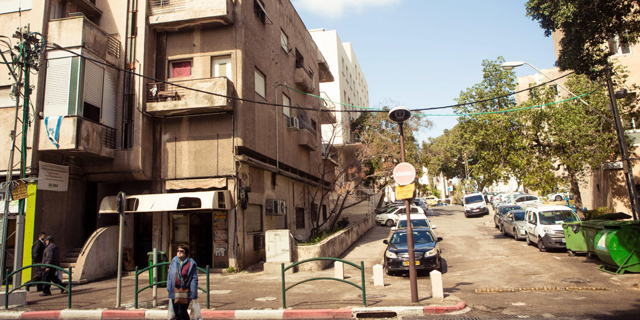 בכמה נמכרה דירת 4 חדרים בשכונת הדר בחיפה?