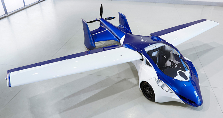 בחברה מכנים אותה "כלי טייס משולב וכן מכונית מתפקדת על 4 גלגלים עם מנוע היברידי", צילום: aeromobil